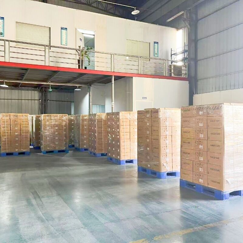 Taśma do owijania drutu samochodowego Taśma z tkaniny PVC zapewniająca elastyczną ochronę pasów drutu w systemach elektrycznych samochodów